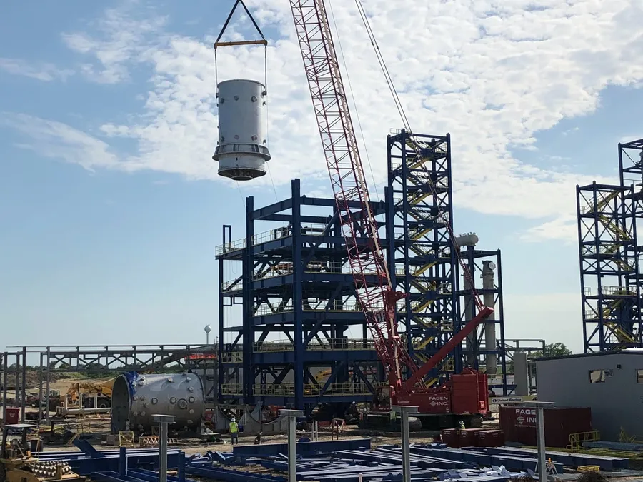 Pyrolysis unit