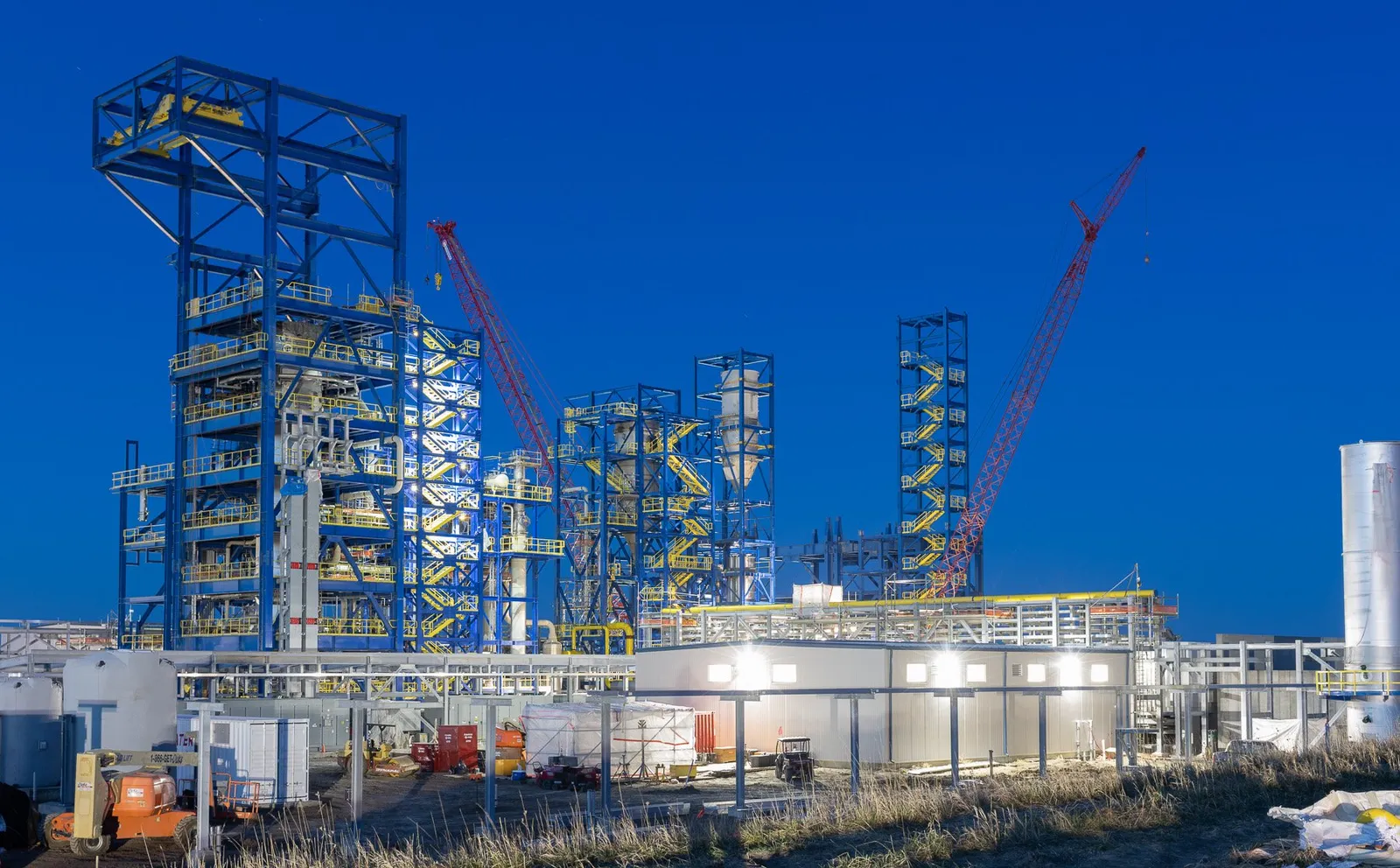 Methane pyrolysis unit