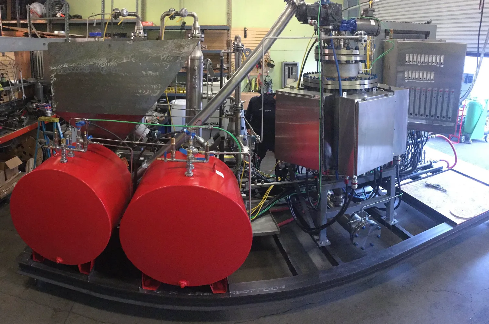 Containerized pyrolysis unit