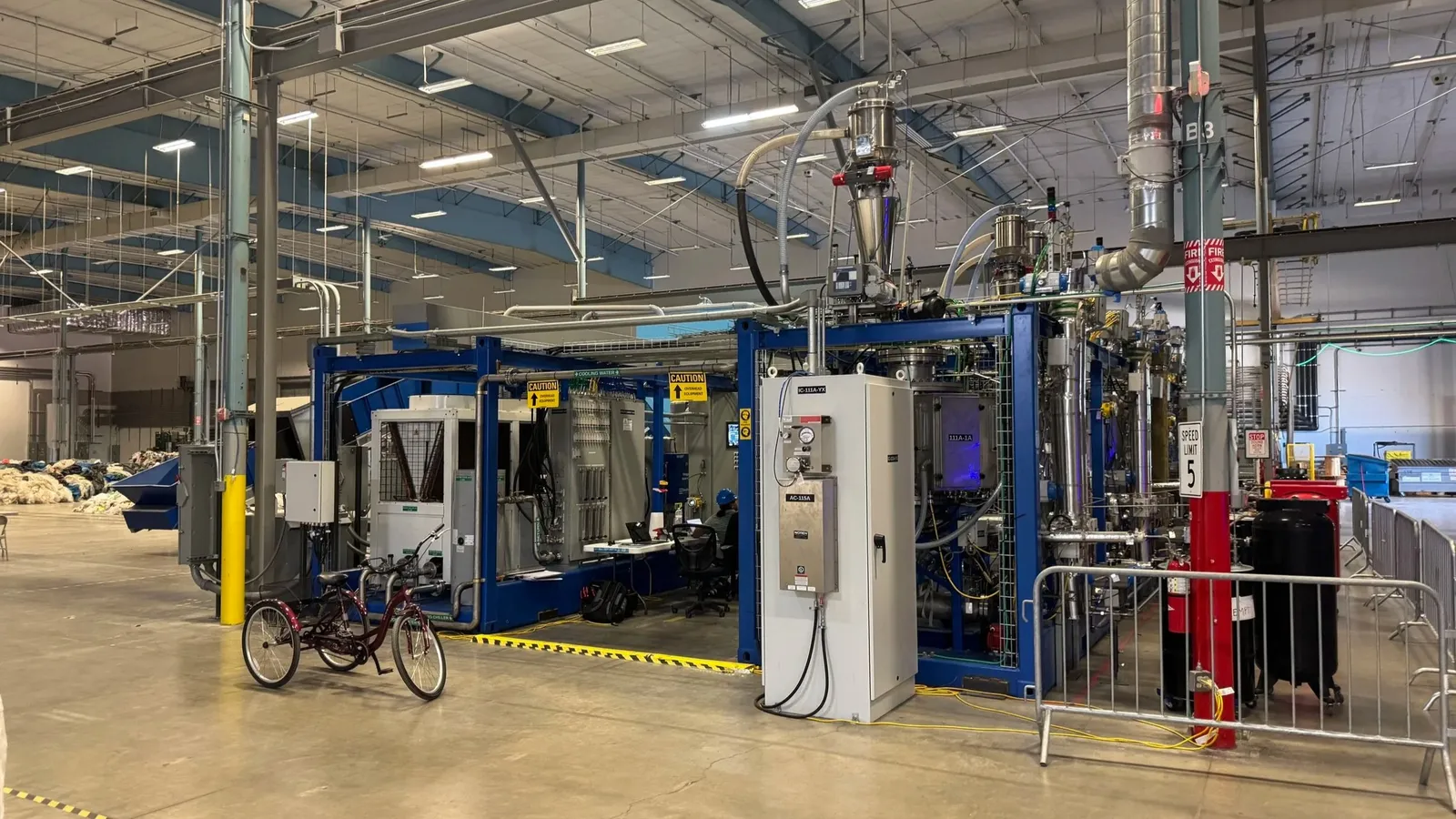 Containerized pyrolysis unit